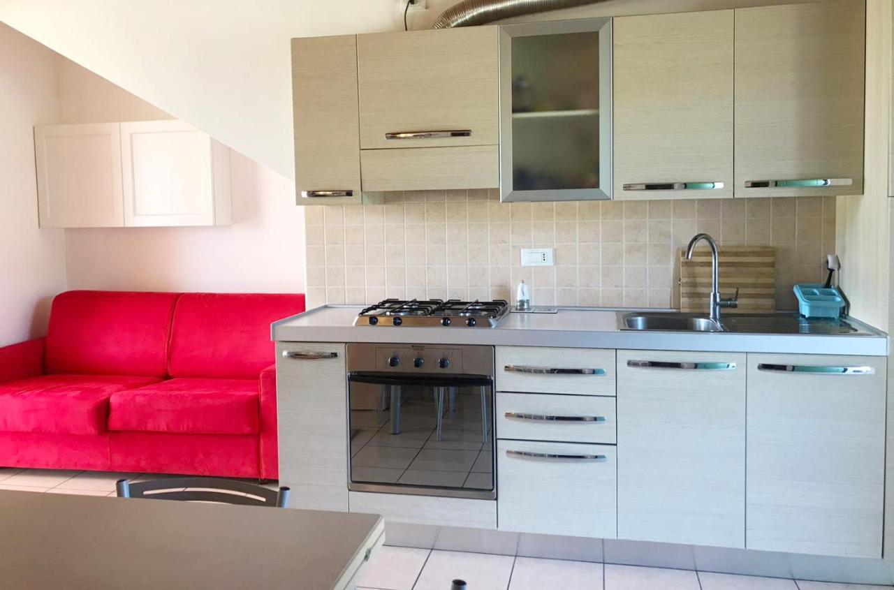 Luxury Apartments - Le Fate - Residence With Pool Манерба-дель-Гарда Экстерьер фото