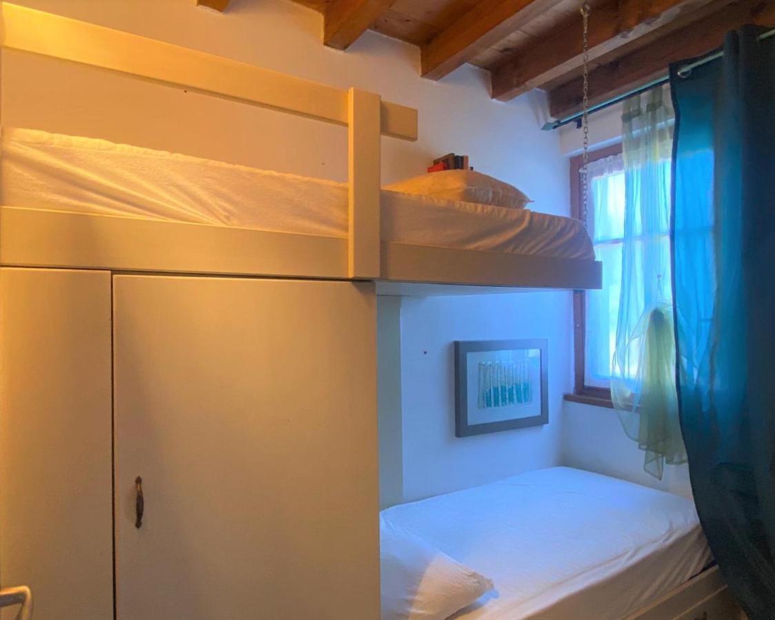 Luxury Apartments - Le Fate - Residence With Pool Манерба-дель-Гарда Экстерьер фото