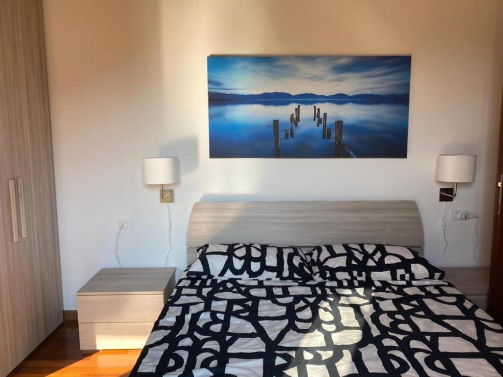 Luxury Apartments - Le Fate - Residence With Pool Манерба-дель-Гарда Экстерьер фото