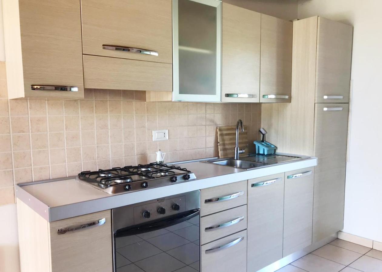Luxury Apartments - Le Fate - Residence With Pool Манерба-дель-Гарда Экстерьер фото